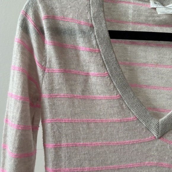 Club Monaco Kenzee striped sweater pink/cream cashmere sz XS - Picture 3 of 6